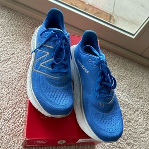 New Balance Fresh Foam X More V4